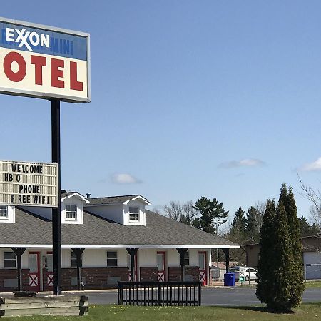 Exxon Quik Stop & Motel Wausaukee Luaran gambar