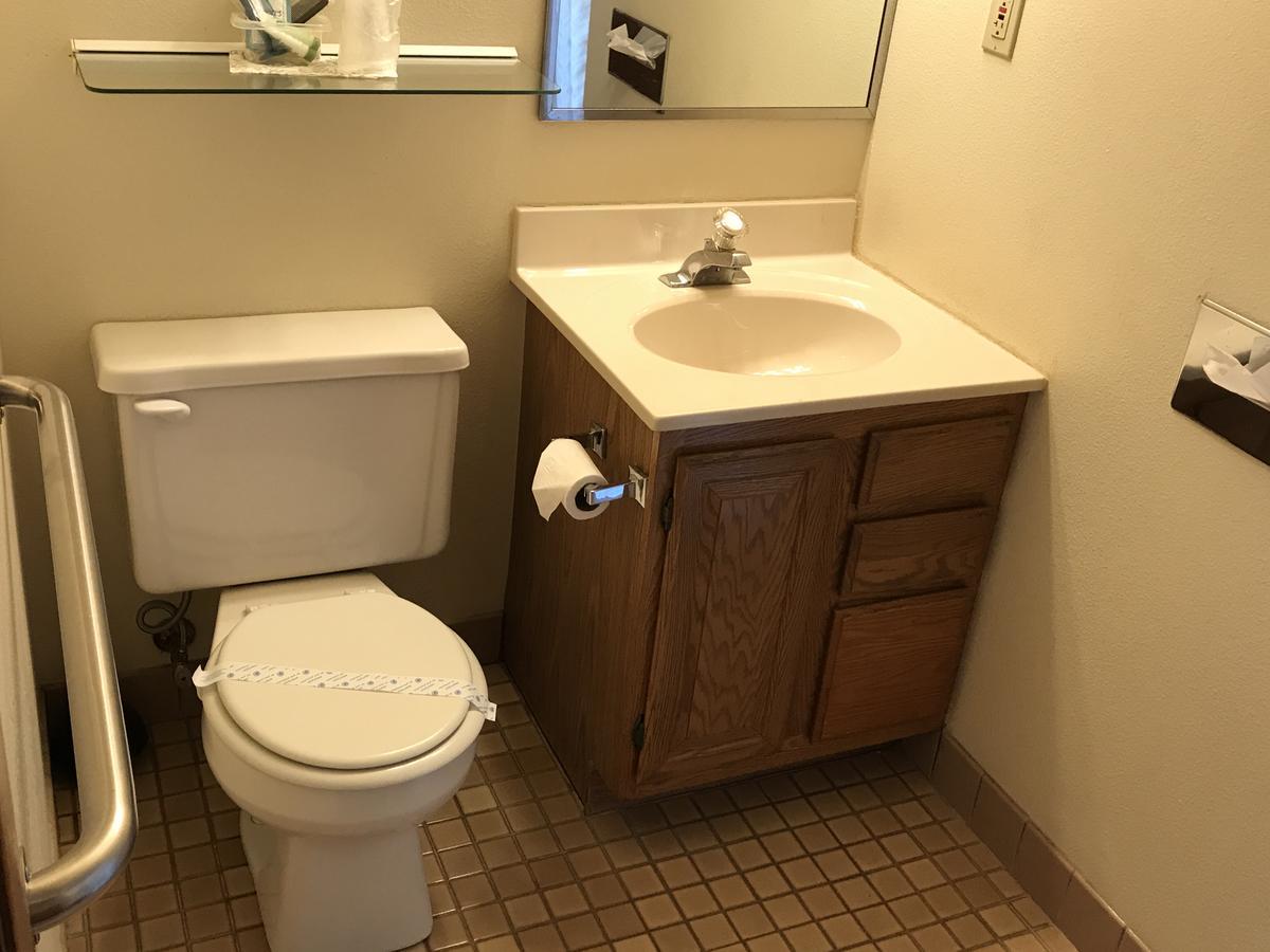 Exxon Quik Stop & Motel Wausaukee Luaran gambar